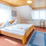 Ferienwohnung Apollonia Falow